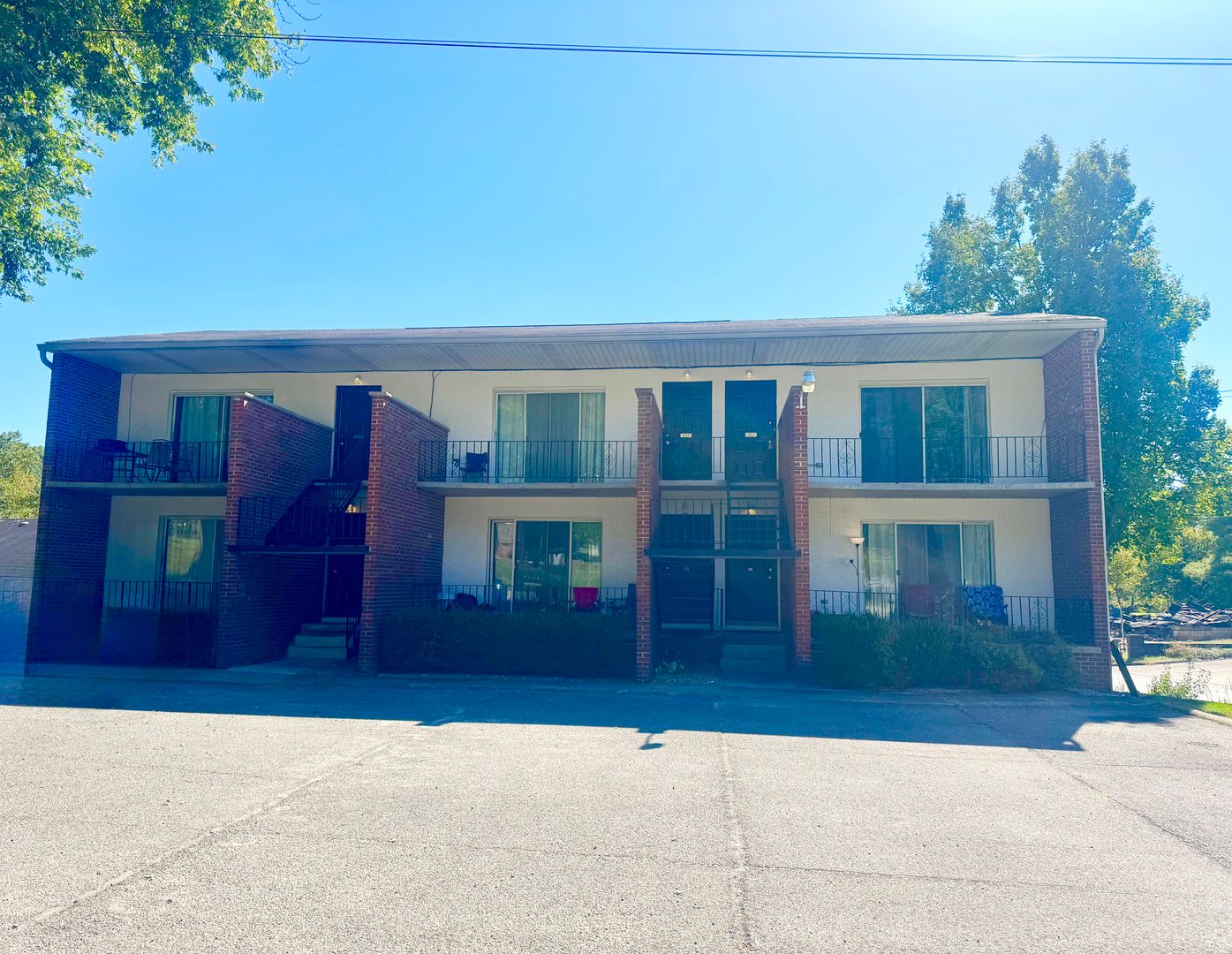 Parkersburg Apartment: 18 Old St. Mary's Pike