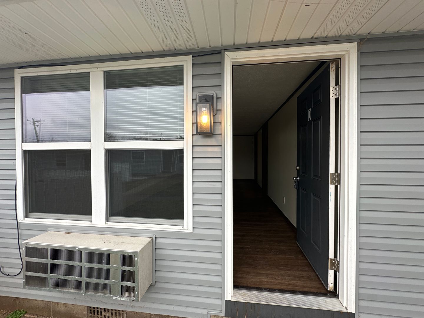 Belpre Apartment: 1604 Hill Street