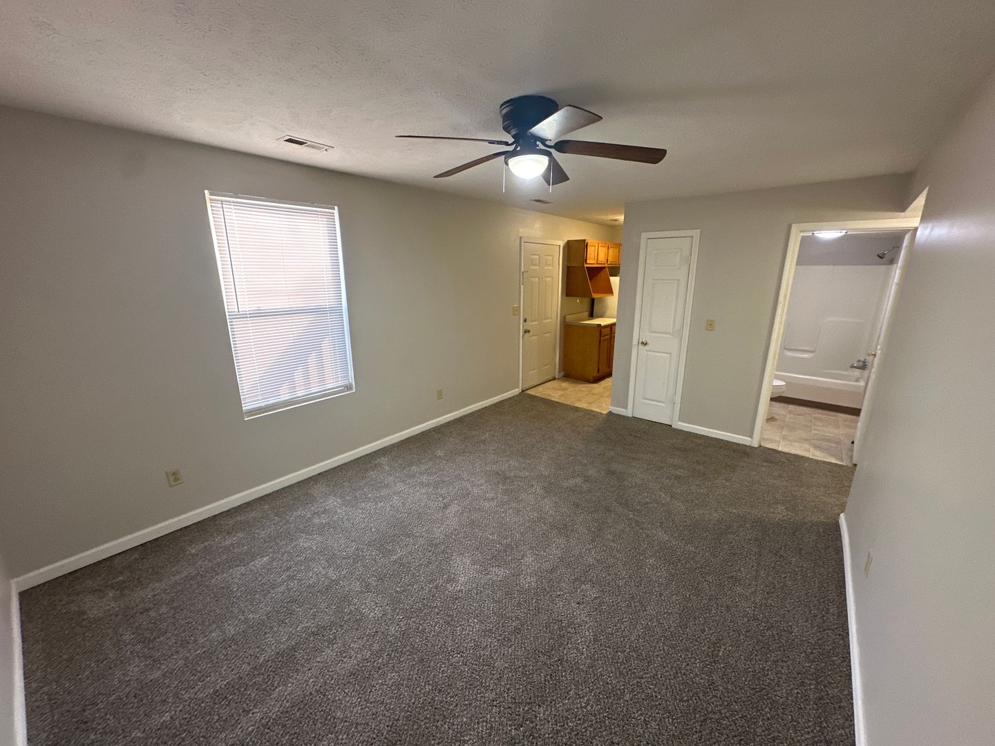 Vienna Apartment: 1103 18th St