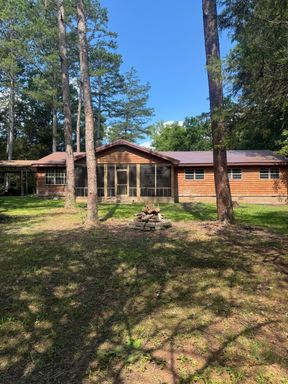 Wooded Retreat on a Private Drive – Spacious 3BR/2BA Home in Decatur – photo 1