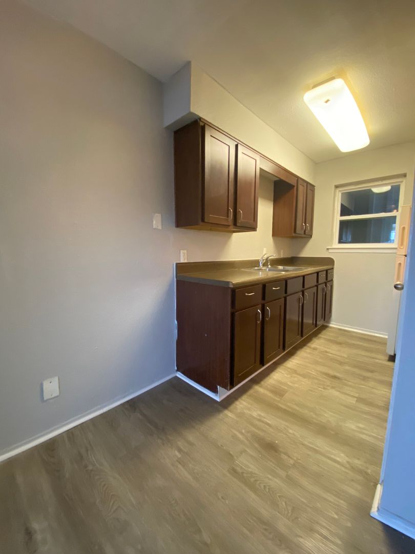 Amarillo Apartment: 2806 SW 28th Ave