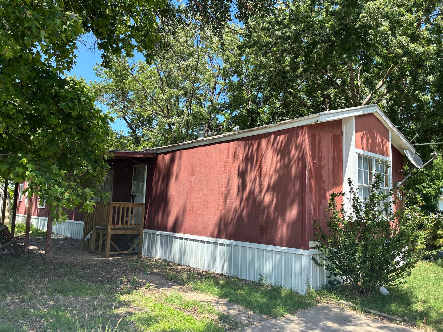Wichita Apartment: 2625 S. West Street Lot #326
