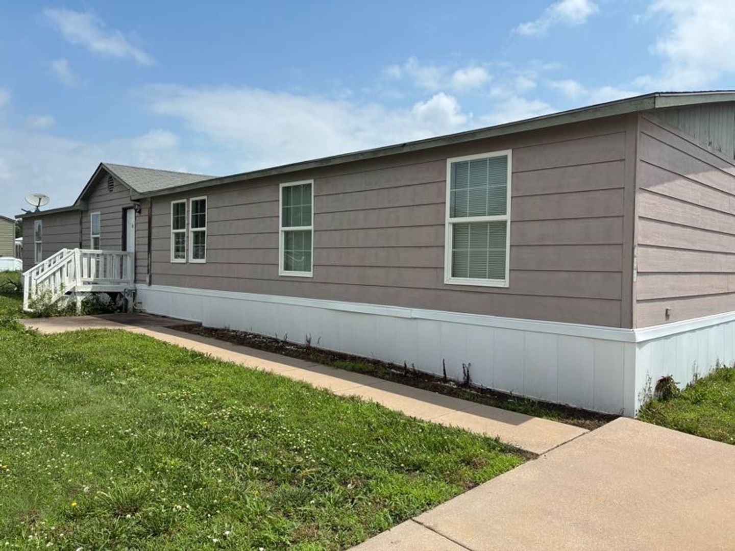 Towanda Apartment: 764 Wilson Drive