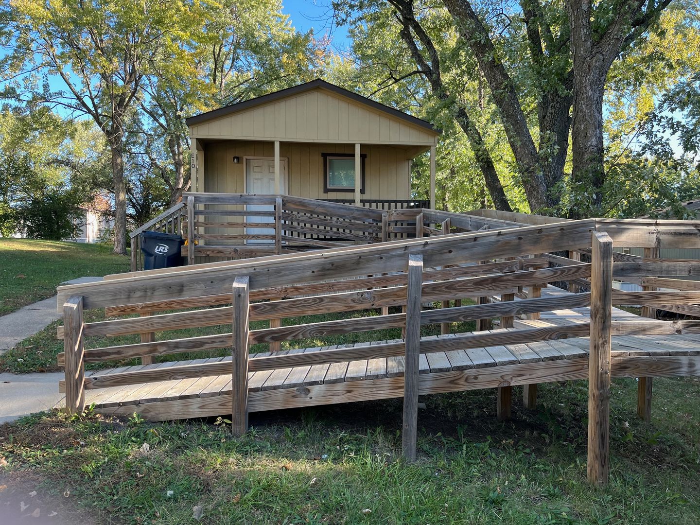 Topeka Apartment: 3637 SE 6th Street Lot H10