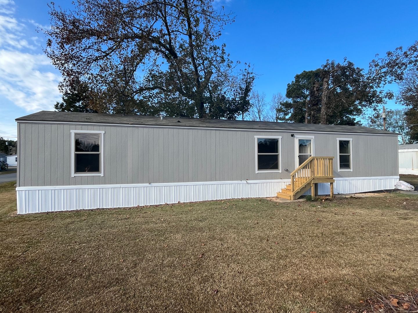 Jacksonville Apartment: 3000 John Harden Dr