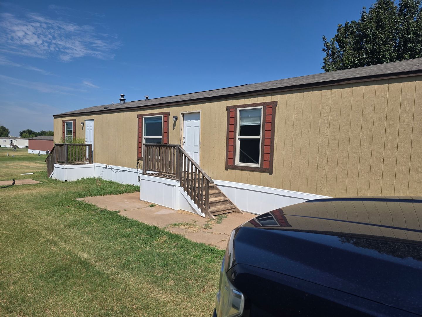 Stillwater Apartment: 2323 E. 6th Ave