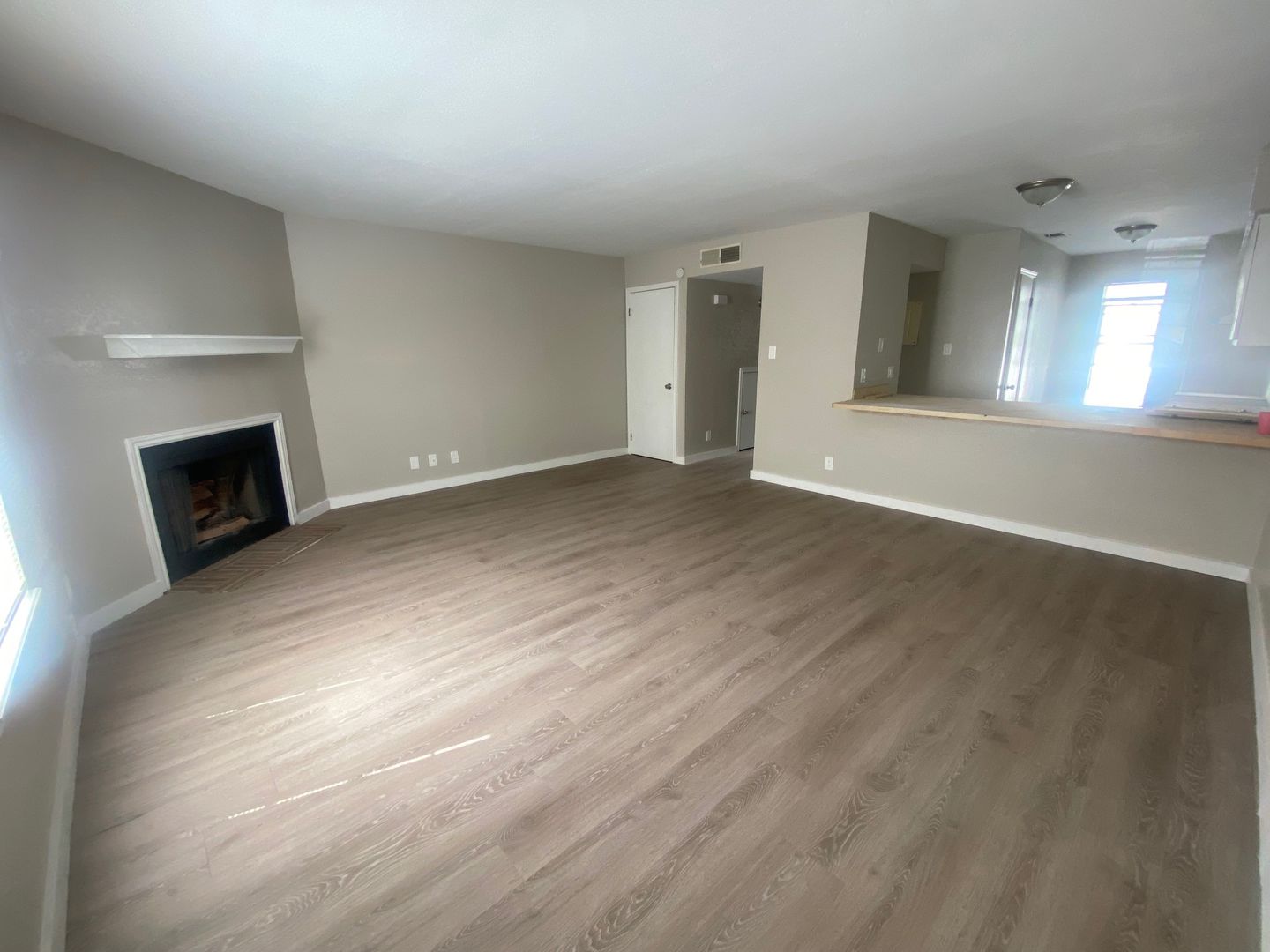 Harlingen Apartment: 1501 Sam Houston Dr