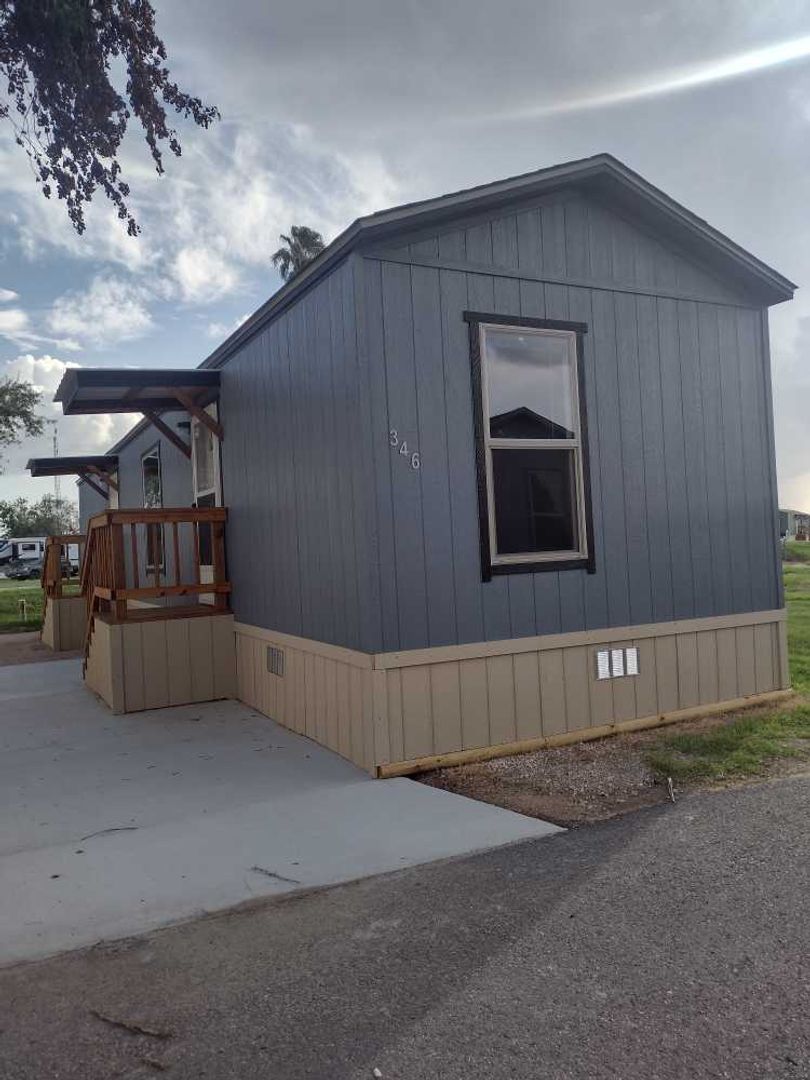 McAllen Apartment: 2901 Hwy 107 West