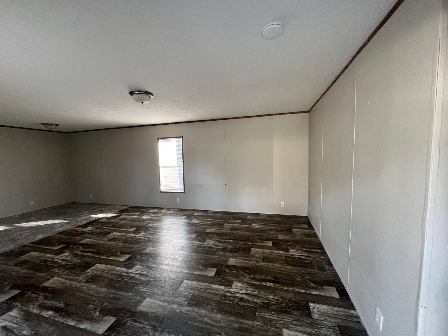 Jacksonville Apartment: 3000 John Harden Dr