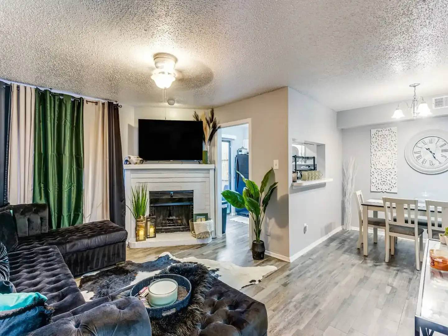 Fort Worth Apartment: 2109 Remington Street Unit 14C