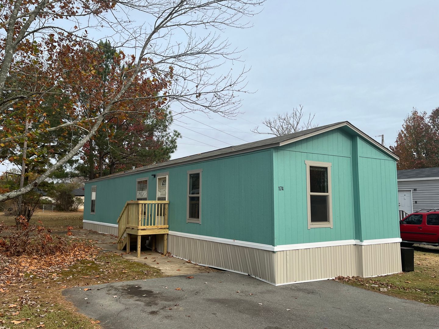 Jacksonville Apartment: 3000 John Harden Dr