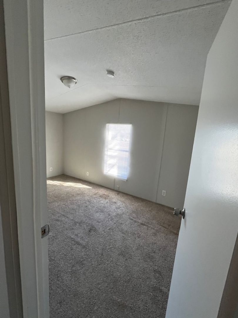 Wichita Falls Apartment: 3900 Lenore Dr.