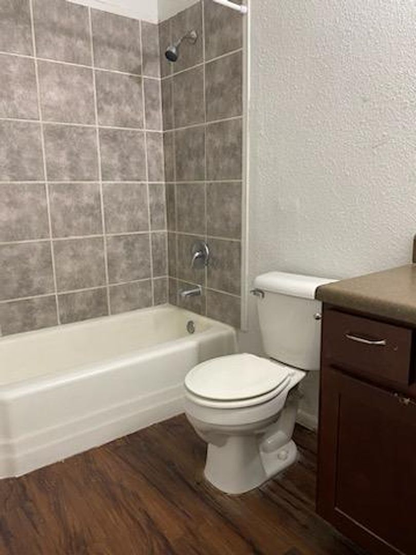 Amarillo Apartment: 2806 SW 28th Ave