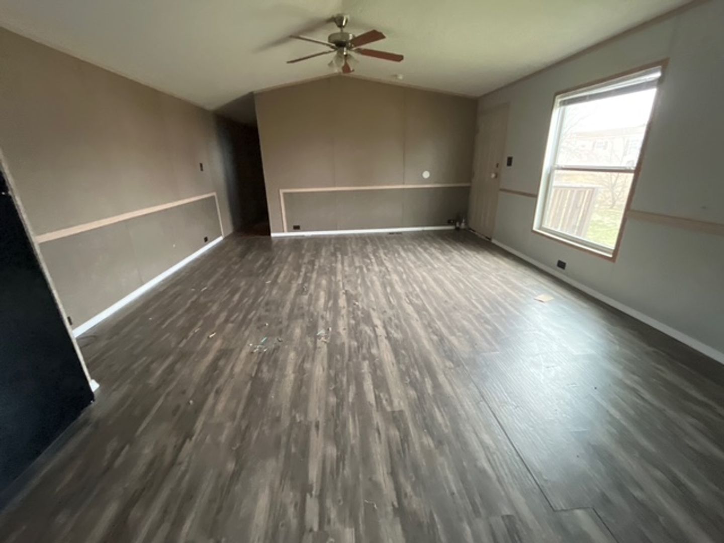 Stillwater Apartment: 2900 E. 6th Ave