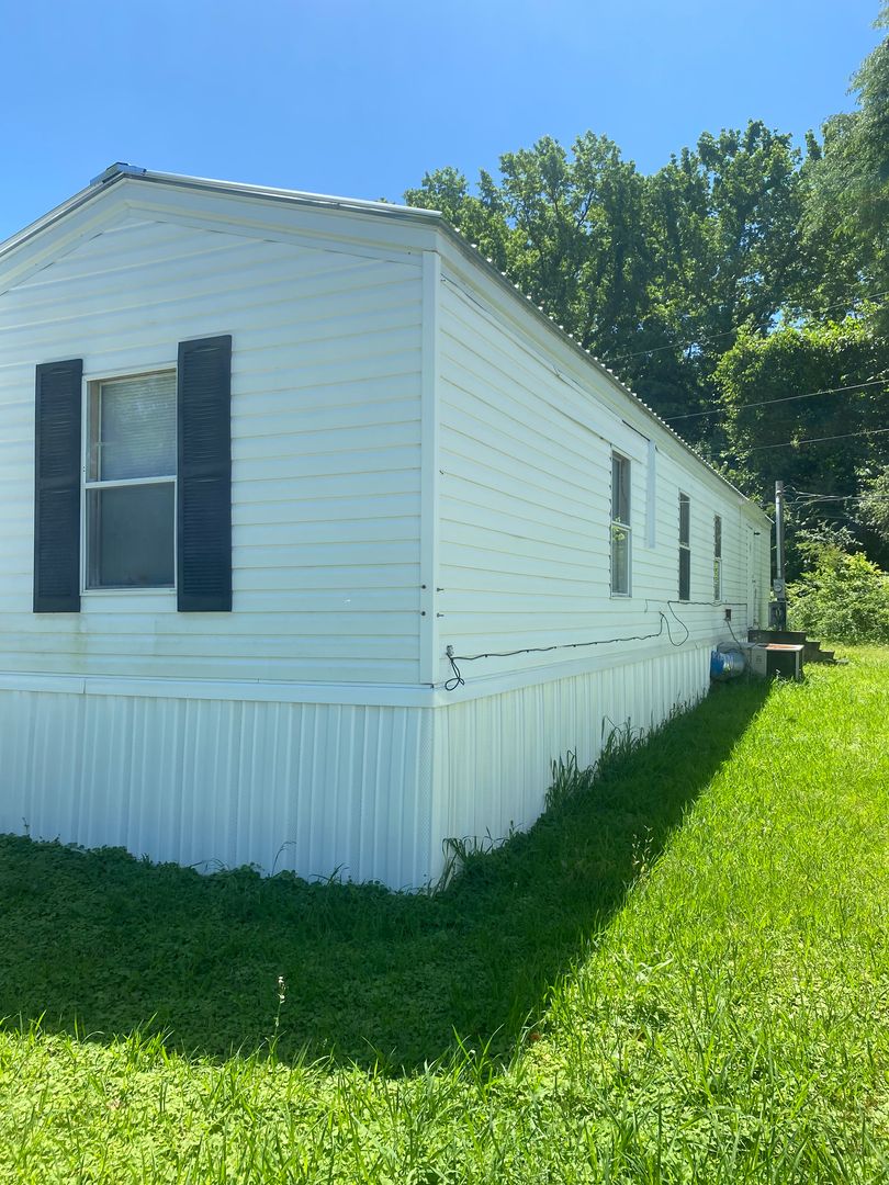 McAllen Apartment: 2901 Hwy 107 West