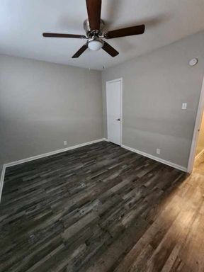 Come join our beautiful community today! Ask about our December specials – photo 1