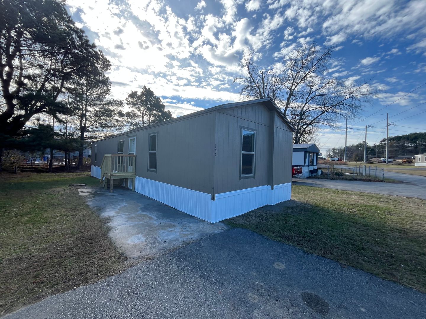 Jacksonville Apartment: 3000 John Harden Dr