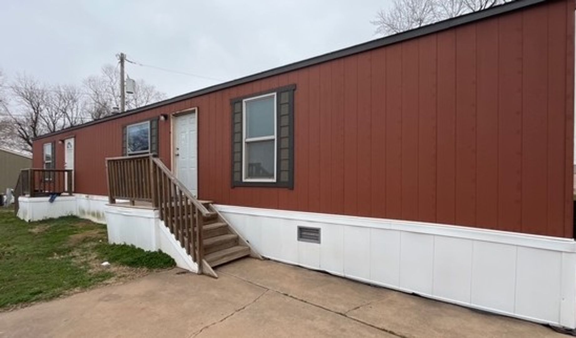 Stillwater Apartment: 2900 E. 6th Ave