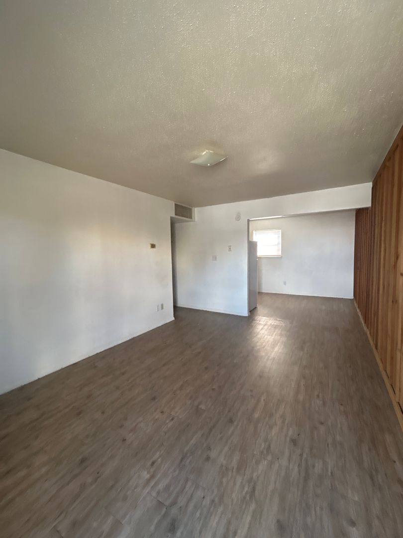 Canyon Apartment: 203 28th St