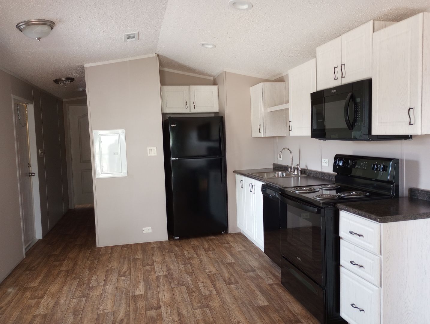 McAllen Apartment: 2901 Hwy 107 West