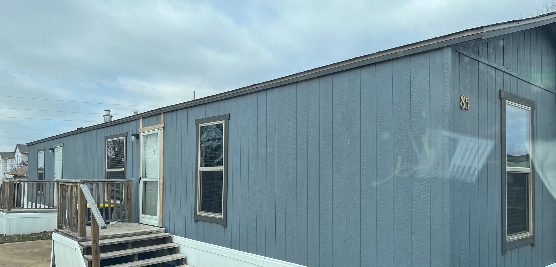 Stillwater Apartment: 2323 E. 6th Ave