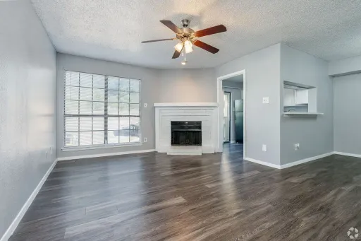 2 bed 2.5 bath Townhome – photo 1