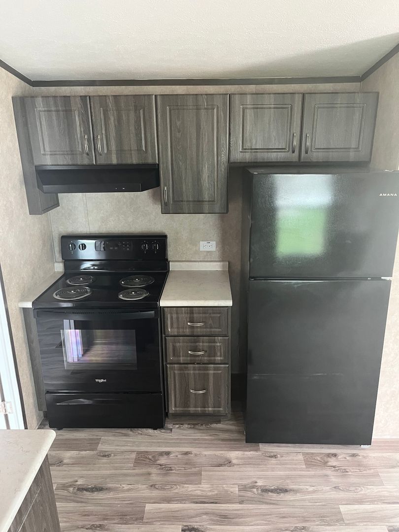 Jacksonville Apartment: 3000 John Harden Dr Lot 105