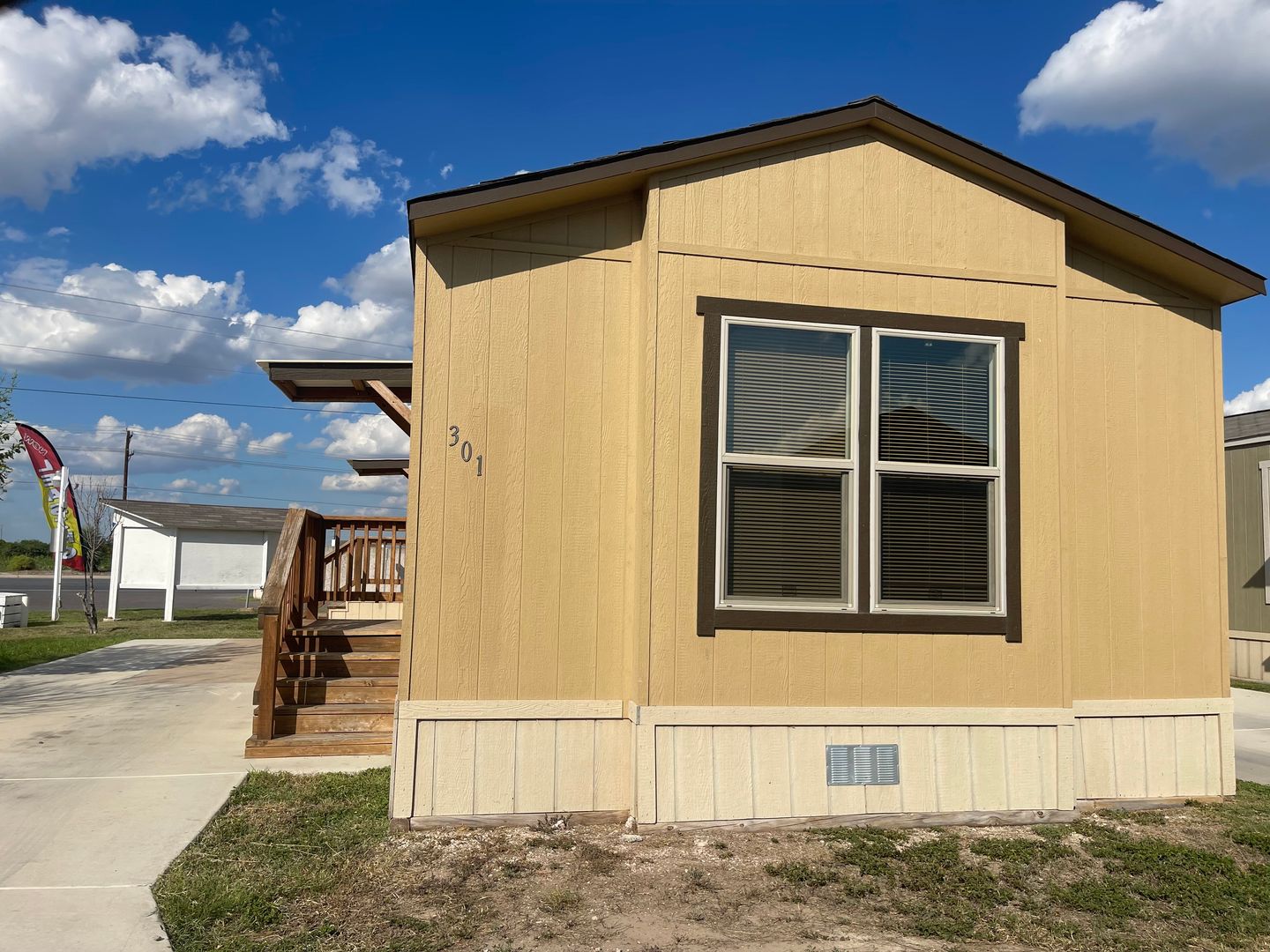 McAllen Apartment: 2901 Hwy 107 West