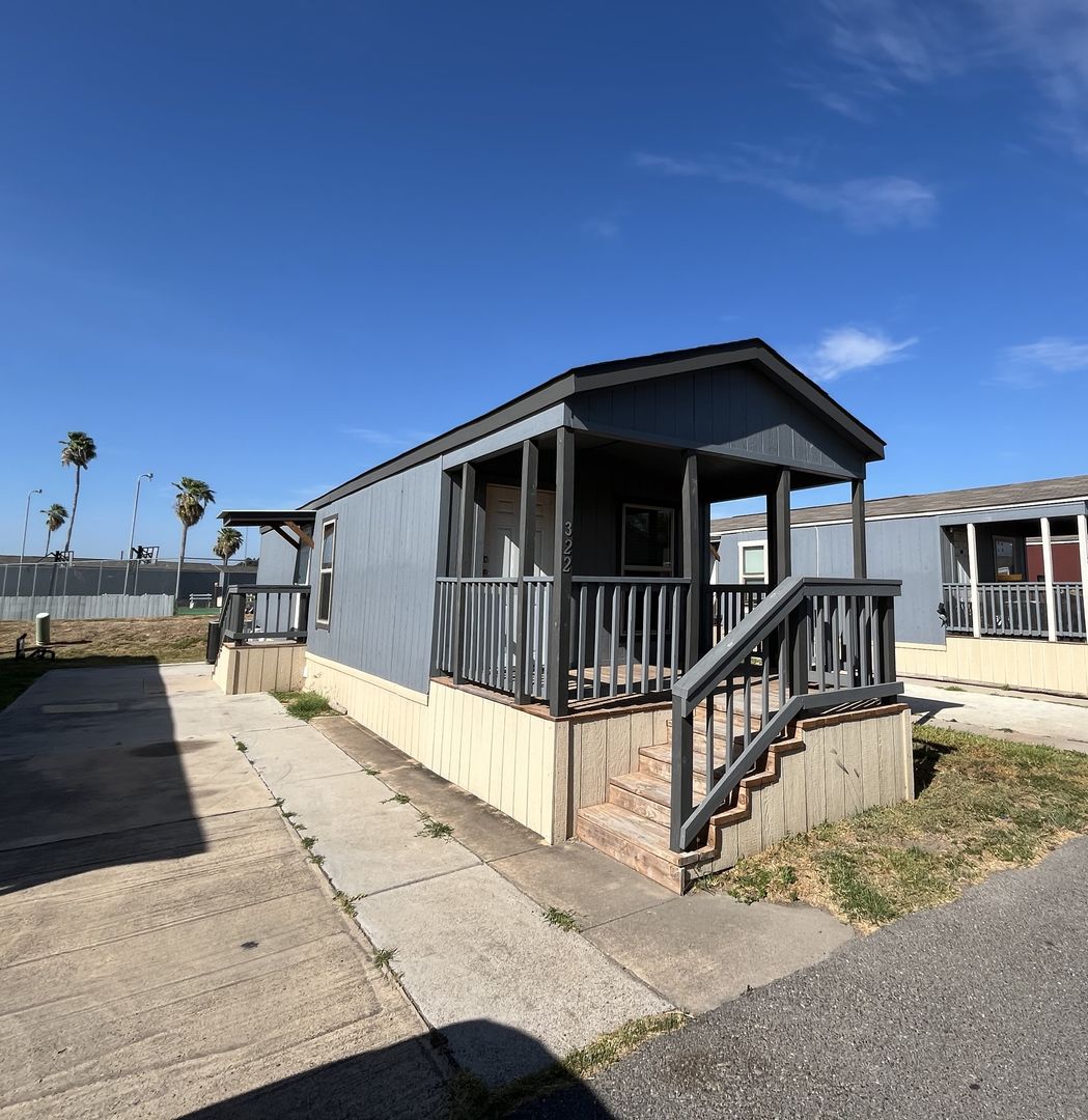 McAllen Apartment: 2901 Hwy 107 West