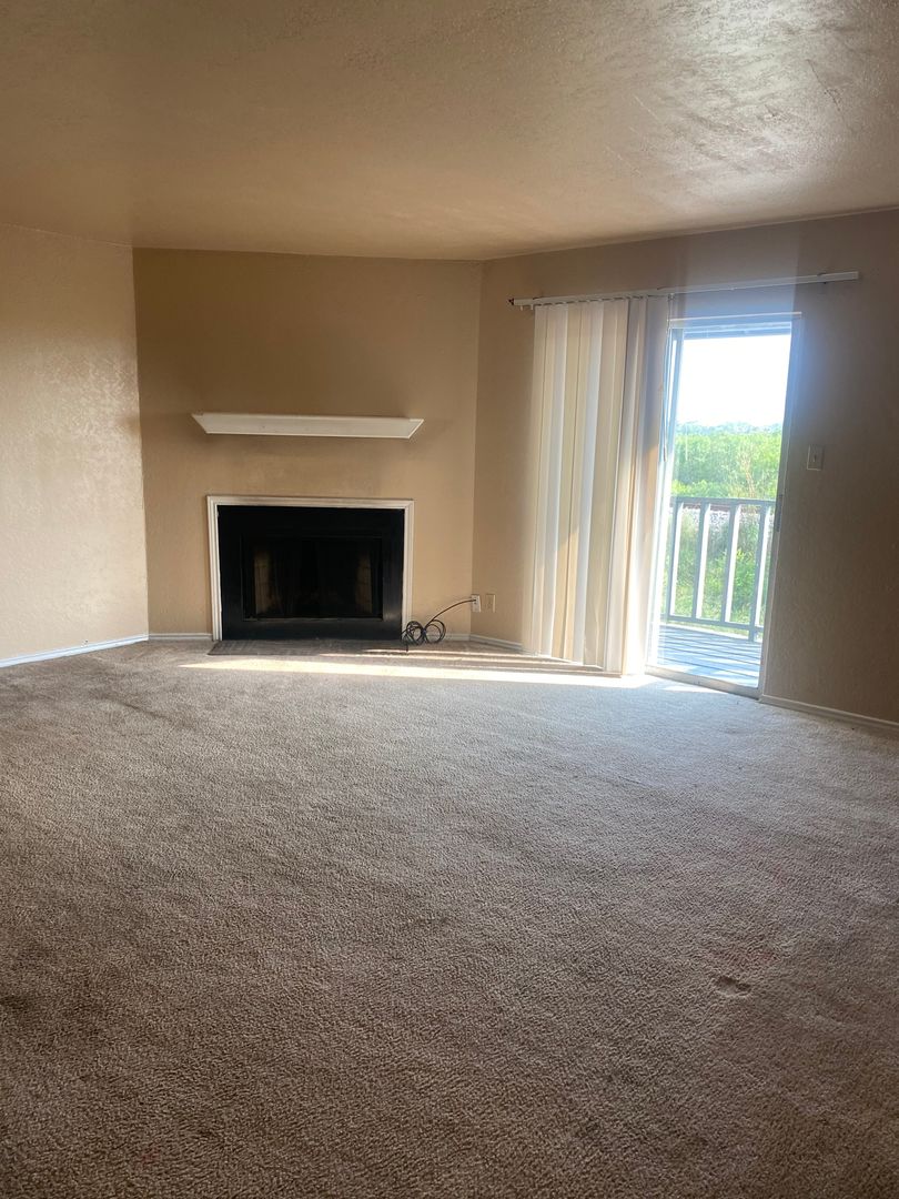 Harlingen Apartment: 1501 Sam Houston Dr