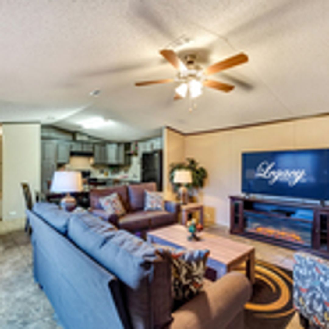 Donna Apartment: 422 S Val Verde Rd