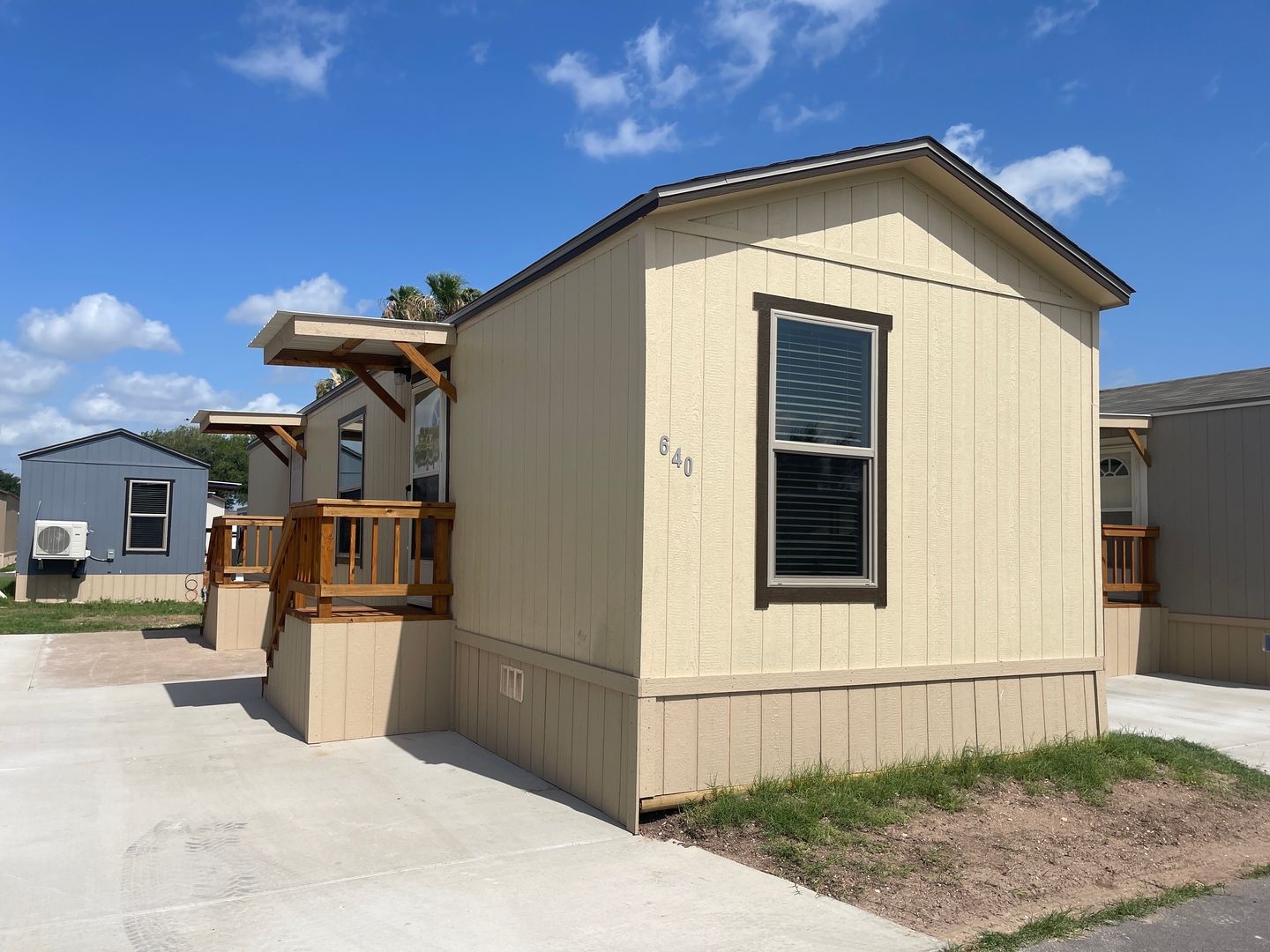 McAllen Apartment: 2901 Hwy 107 West