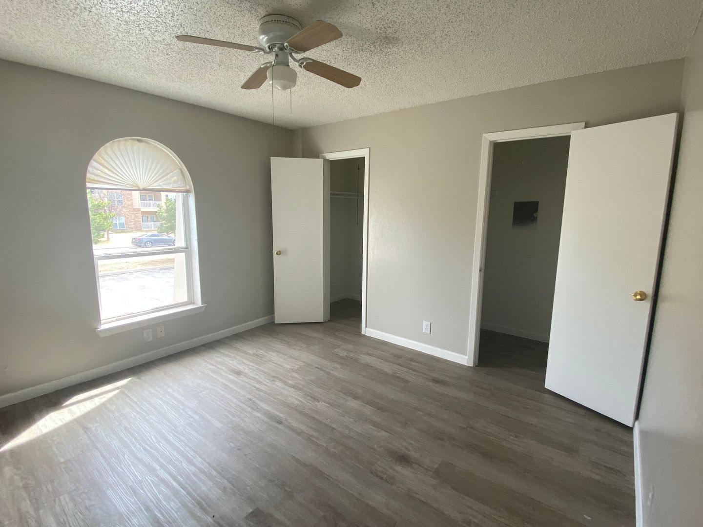 McAllen Apartment: 2901 Hwy 107 West
