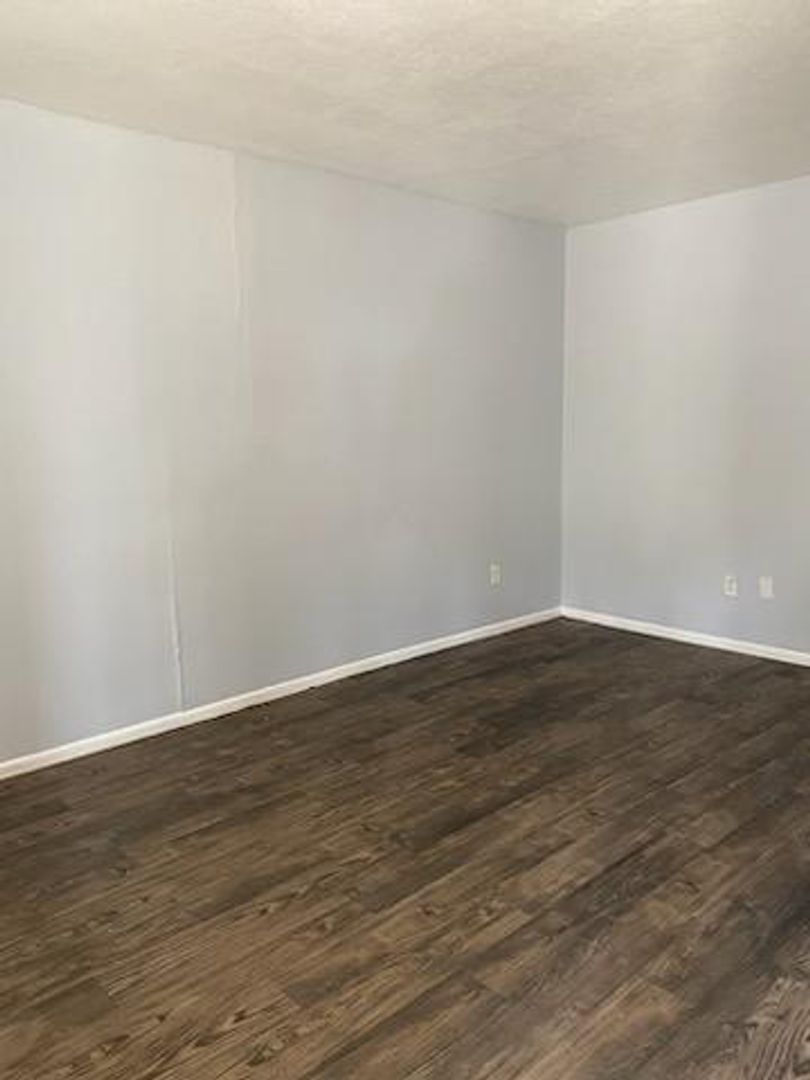Amarillo Apartment: 2806 SW 28th Ave