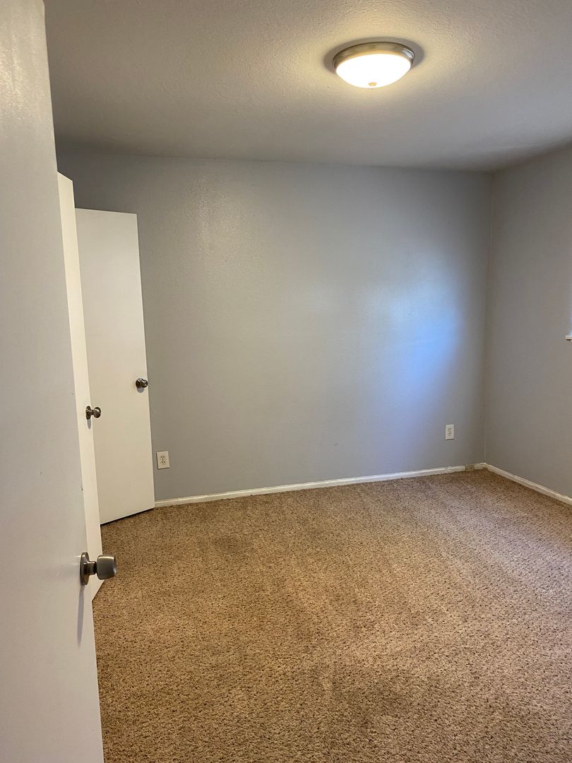 Amarillo Apartment: 2806 SW 28th Ave