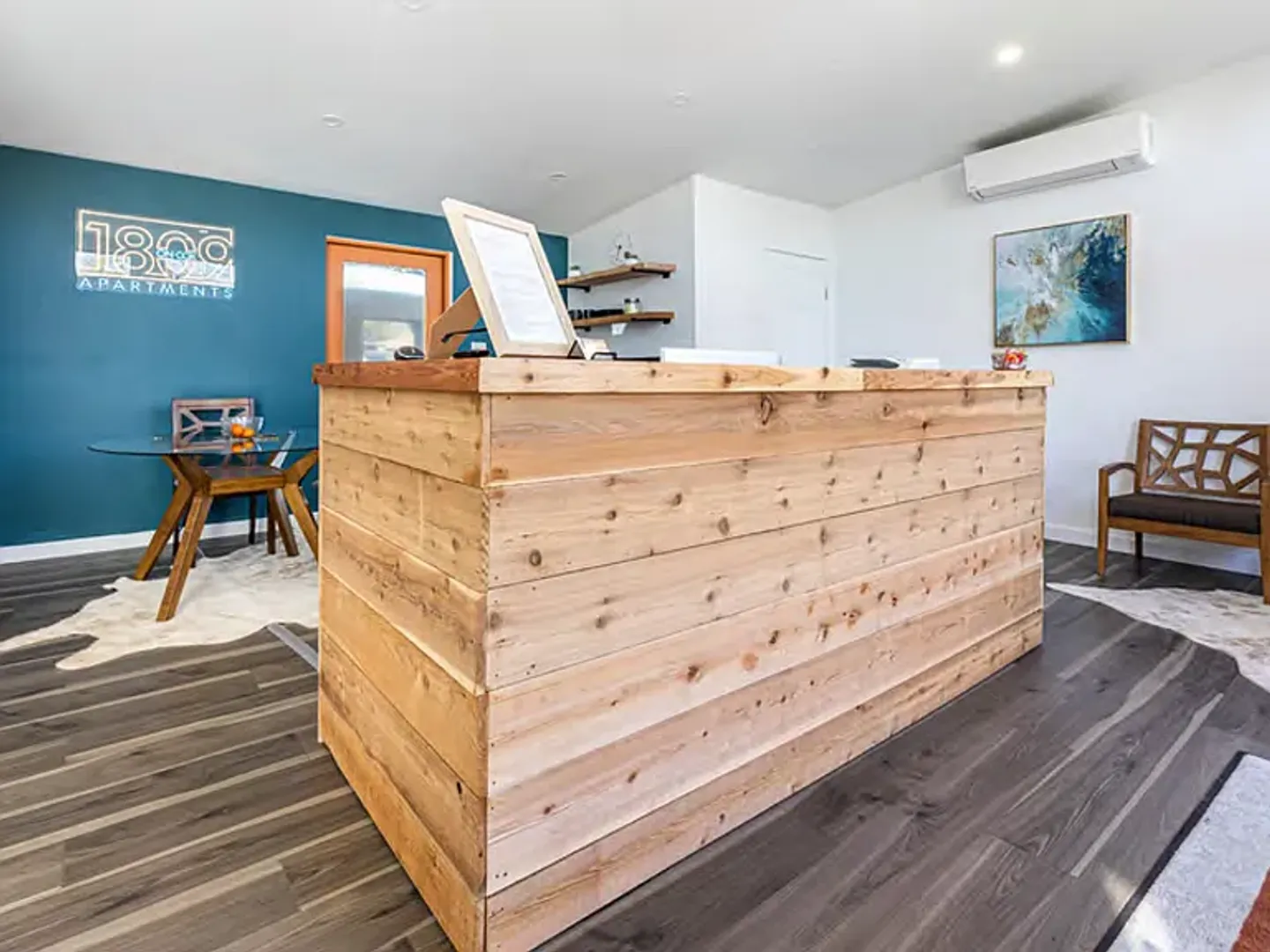 Carrollton Apartment: 1809 Cox St