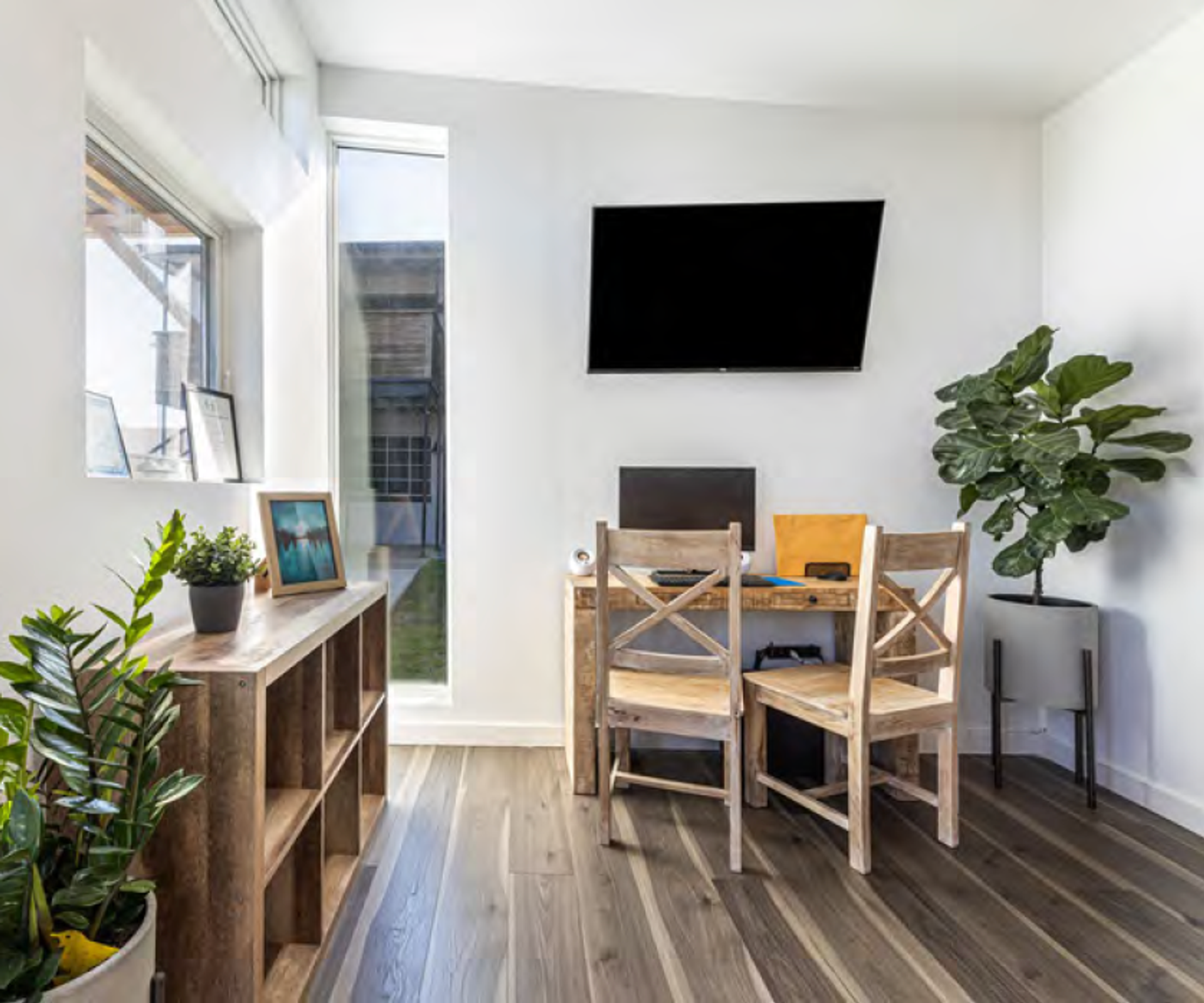 Carrollton Apartment: 1809 Cox St