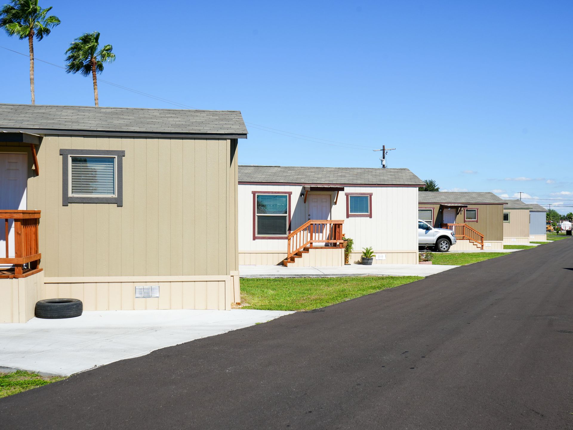 Donna Apartment: 109 West Business HWY 83