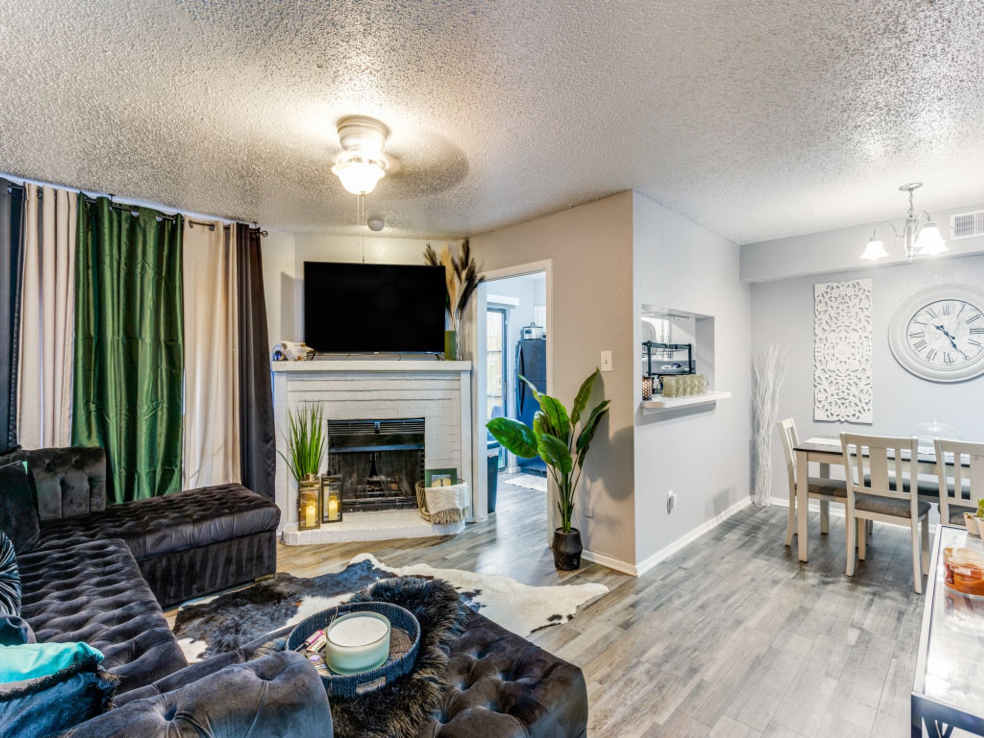 Fort Worth Apartment: 2109 Remington Street Unit 14C