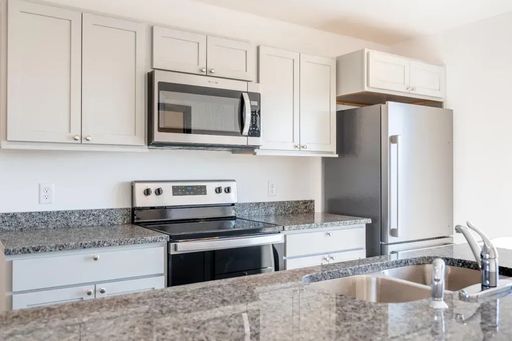 2949 Aspen Dr - 121