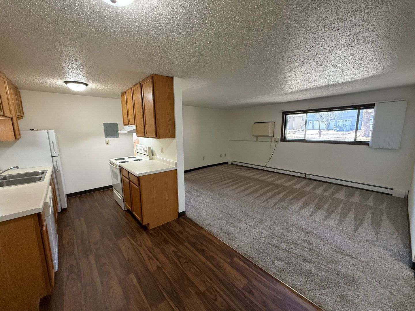 Fargo Apartment: 1125 19th St N