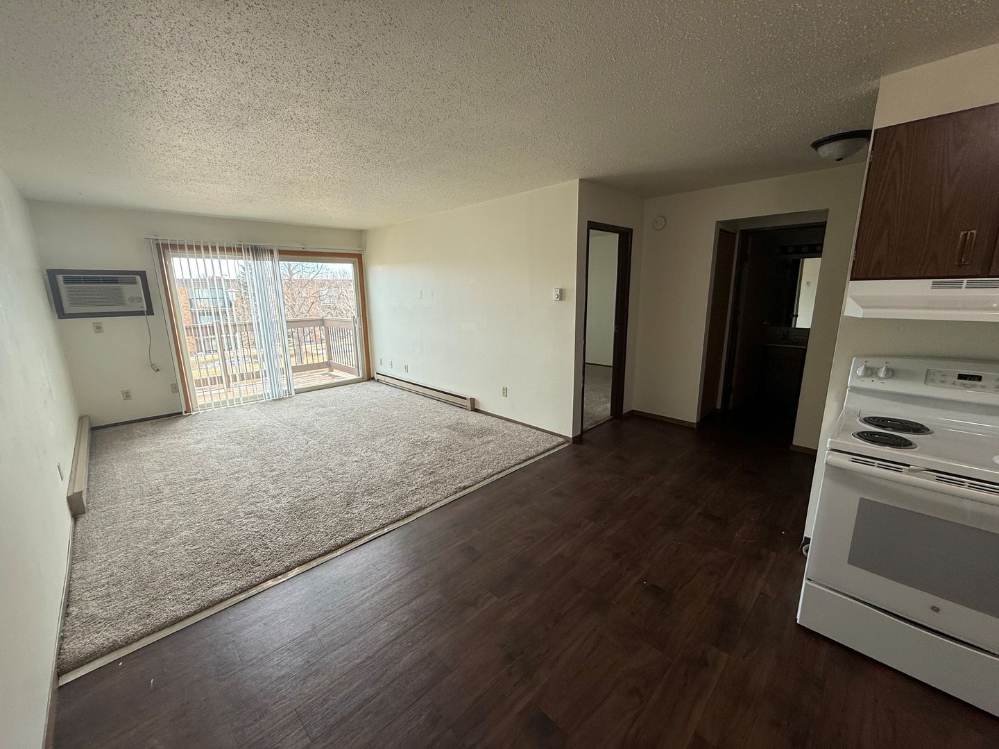 Fargo Apartment: 2526, 2537 15th St S