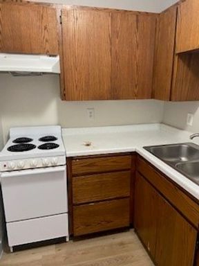 525 9th Ave N - 02
