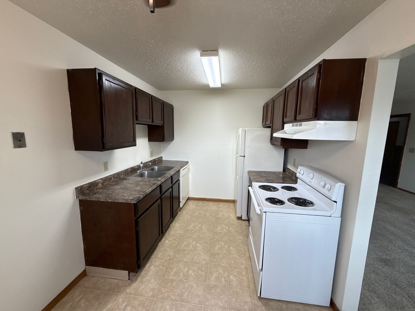West Fargo Apartment: 530, 612 5th St E