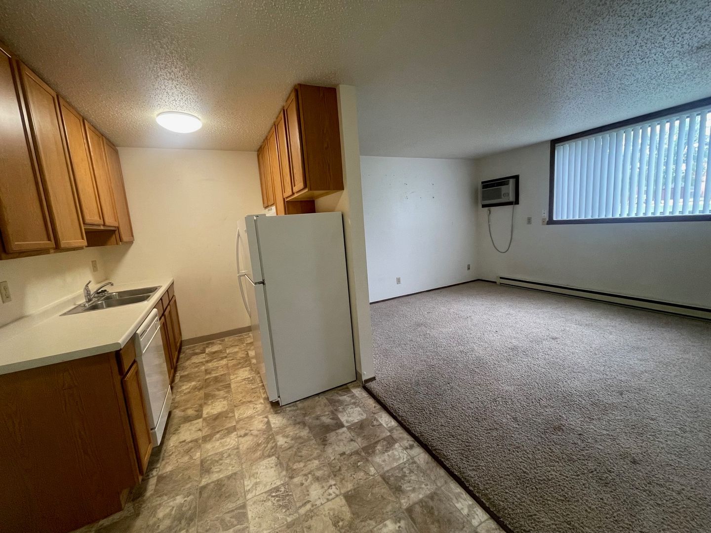Fargo Apartment: 2641 15th St S