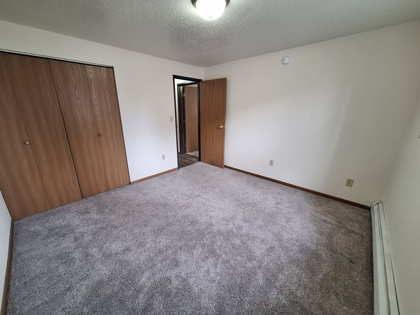 Grand Forks Apartment: 3425 S 10th St