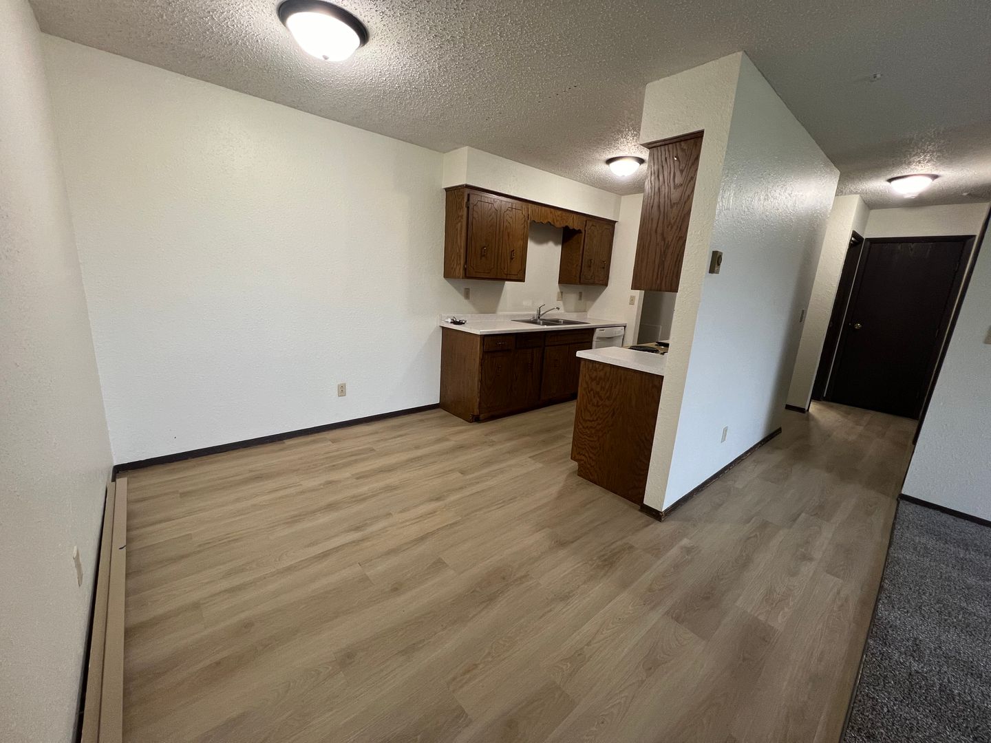 Fargo Apartment: 1102 Westrac Drive S