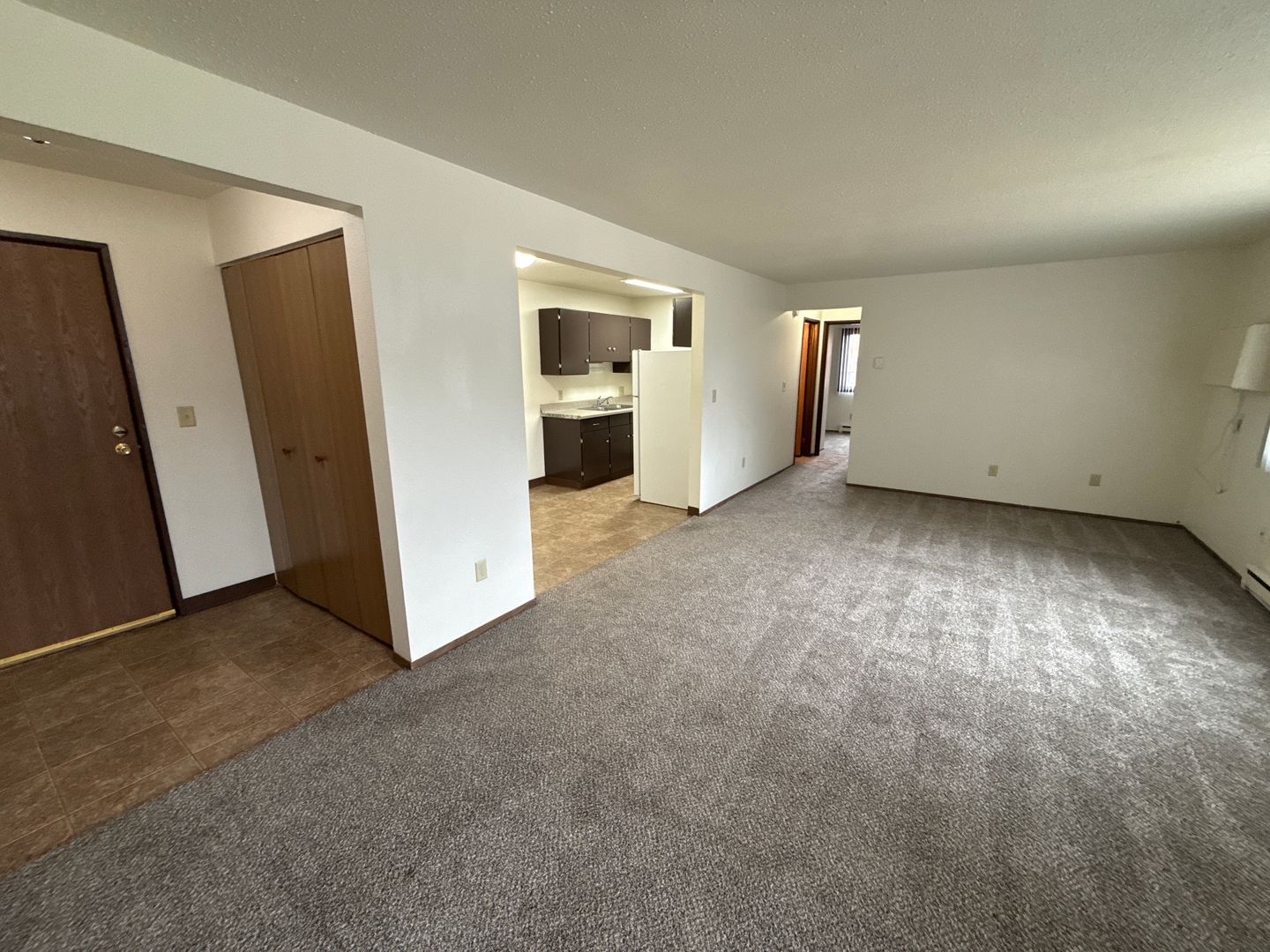 Fargo Apartment: 2549 15th St S
