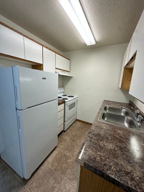 2549 15th St S - 05 – photo 1