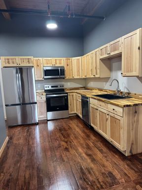 Welcome to 70 Webster Apt 302! – photo 1
